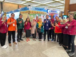 Wakil Wali Kota Palu Reny A Lamadjido saat menghadiri penghargaan Kota Tebaik di Jakarta. Foto: istimewa