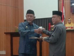 DPRD Kota Palu Serahkan Produk Hasil Rapat Caturwulan I 2024 ke Pemkot Palu