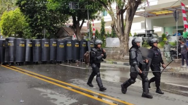 Koalisi Lintas Organisasi Pers Kecam Perlakuan Tidak Manusiawi Aparat kepolisian Kepada Mahasiswa di Palu