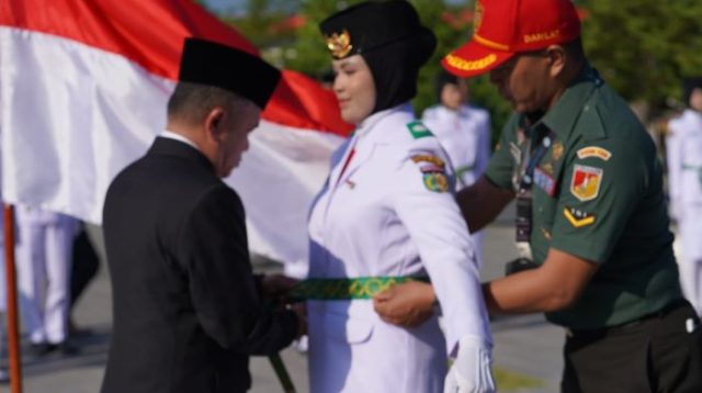 Hadianto Rasyid Kukuhkan 54 Paskibraka Kota Palu untuk Upacara 17 Agustus 2024