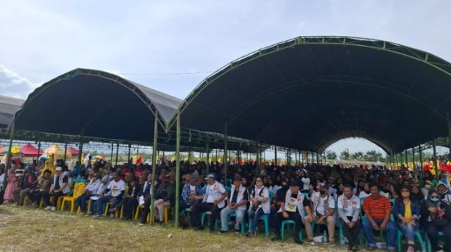 Ribuan Pendukung Padati Deklarasi Akbar Rizal-Samuel Pongi di Sigi