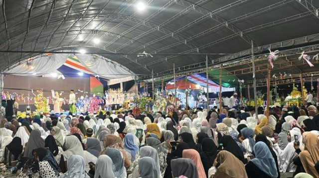 Pesan Anwar Hafid Kepada Ribuan Jamaah: Jika ingin Sulteng cemerlang, maka bersalawatlah pagi dan petang