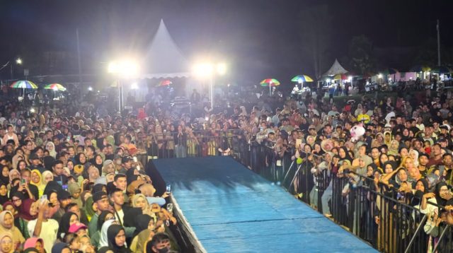 Paslon Anwar-Reny Deklarasi dan Temu Masyarakat di Dolo Selatan, Dimeriahkan Armada Band