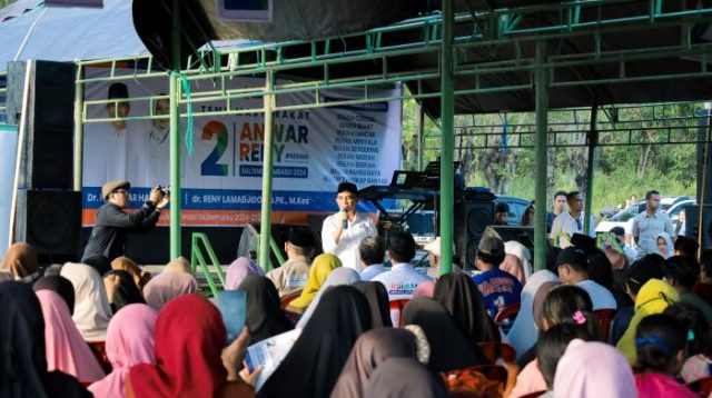 Kampanye di Eeya, Anwar Hafid Janji Perbaikan Jalan dan Internet untuk Wilayah Terisolir