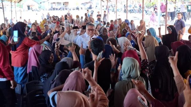 Di Hadapan Warga Bajo, Ahmad Ali Tawarkan Industri Perikanan untuk Sejahterakan Nelayan