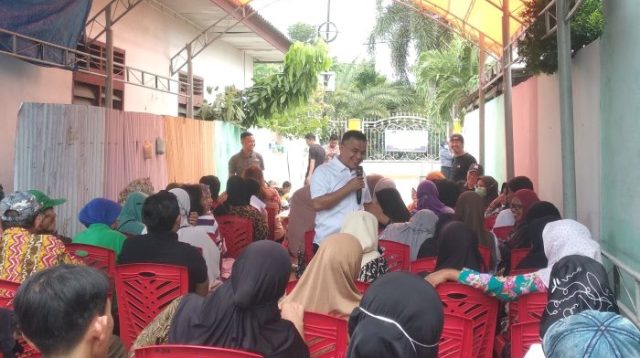 Hadianto Rasyid Apresiasi Warga Jaga Kebersihan Kota Palu saat Kampanye di Jl Setiabudi