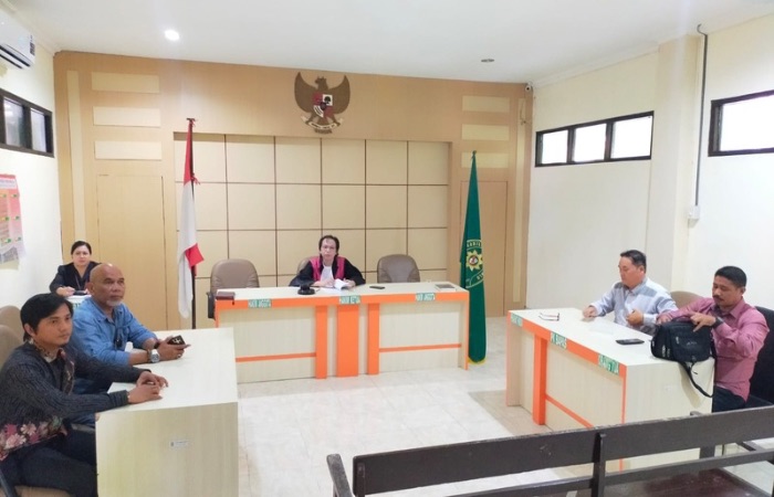 Hakim PN Palu Batalkan Status Tersangka Hendly Mangkali
