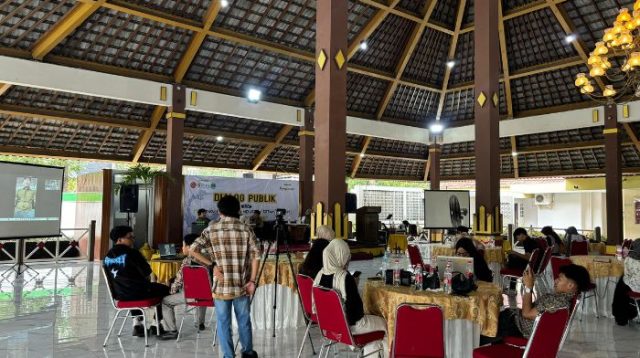 Gelar Dialog di Jogja, Mahasiswa Morowali Soroti Krisis Sosial-Ekologis di Balik Booming Tambang