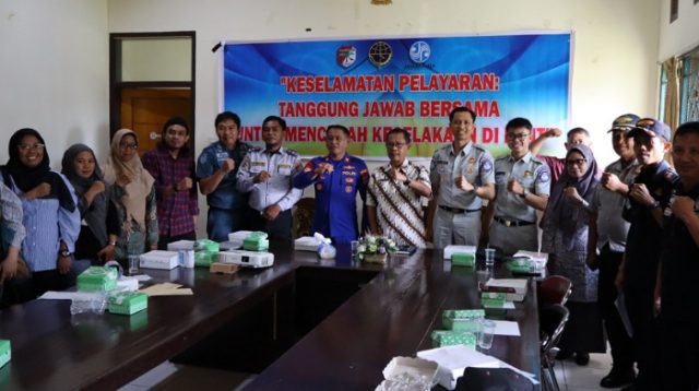 Dishub dan Jasa Raharja Sulteng Rapat Bersama untuk Meminimalisir Kecelakaan Kapal Laut