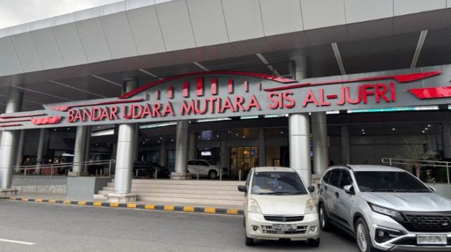 Pekerjaan Rumah Bandara Mutiara Sis Al-Jufri Usai Naik Status Internasional