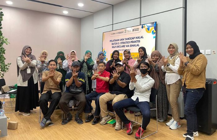 Witel Sulbagteng Gelar Pelatihan UKM Tanggap Halal Batch 2 untuk Pelaku Usaha Palu Telkom Witel Sulbagteng Dorong UKM Palu Pahami Sertifikasi Halal Lewat Pelatihan Batch 2