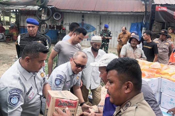 Jasa Raharja Dukung Pemulihan Pasca Bencana di Pidie dengan Bantuan Sosial