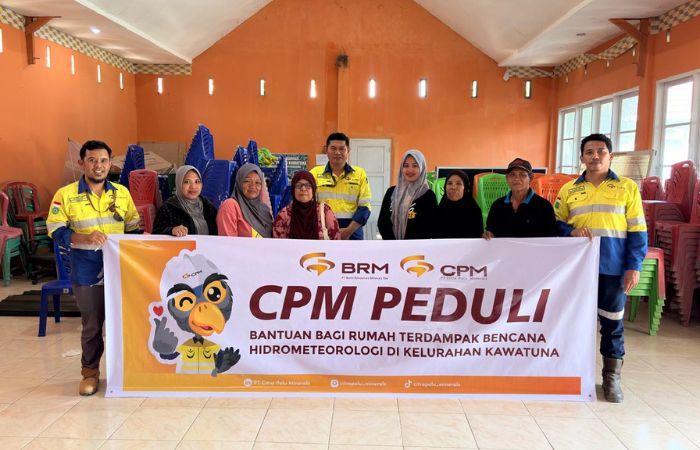 Respons Cepat, PT CPM Bantu Perbaikan Rumah Warga Kawatuna Terdampak Angin Kencang