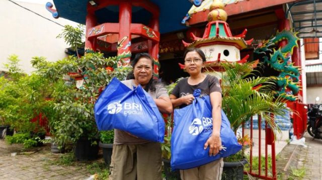 Tebar Kebahagiaan Imlek 2026, BRI Peduli Salurkan Ribuan Paket Sembako untuk Perkuat Ketahanan Pangan Masyarakat