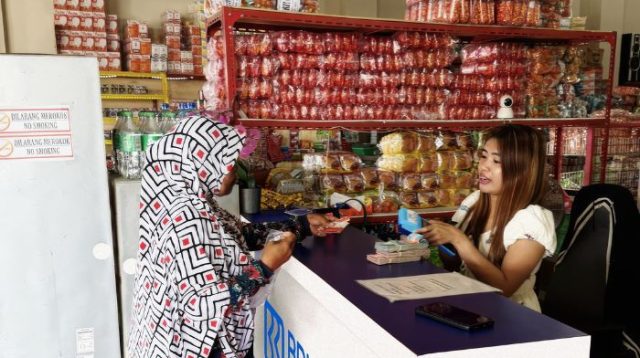 Kisah Sukses Agen BRILink di Dusun Bukit Tinggi, Permudah Transaksi Warga Desa