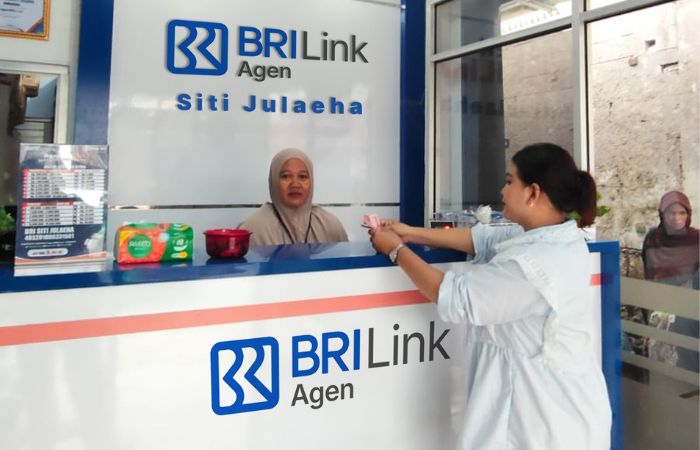 Dari Warung Kecil, Siti Julaeha Jadi Agen BRILink dan Miliki Toko Sendiri