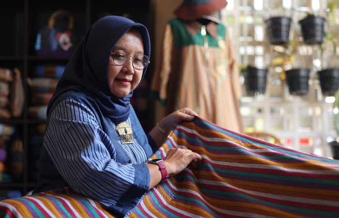 Dari Gang di Malang, Diopeni Angkat Tenun Lurik dan Berdayakan Perempuan Lewat Dukungan BRI