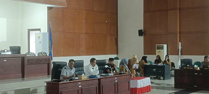 Hak Guru Tertunda, DPRD Parimo Desak Penyelesaian TPG dan Tukin