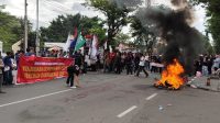 Aksi Hari Buruh di Palu, dari Tuntutan hingga Tolak Video Call Gubernur Sulteng