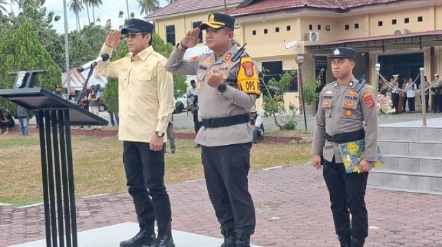 Hadiri Apel Operasi Ketupat 2026, Bupati Parimo Bacakan Amanat Kapolri