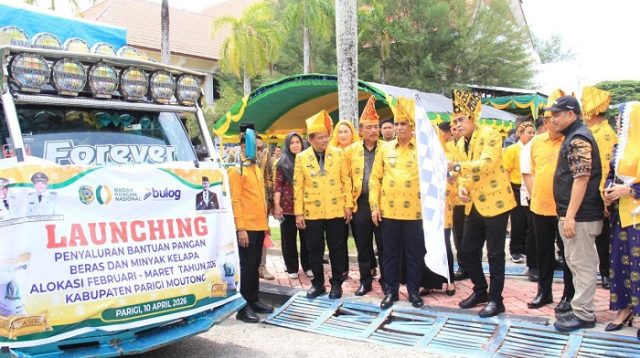Pemkab Parimo Salurkan Bantuan Beras dan Minyak, Jangkau 72 Ribu Penerima