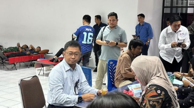 Sambut HUT ke-28, Bank Mandiri Palu Gelar Donor Darah Targetkan 280 Kantong
