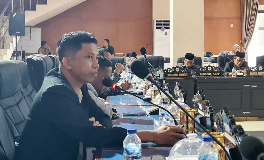 PAD Bocor dan Infrastruktur Buruk, Pemda Parimo Didesak Evaluasi Tiga Kebijakan