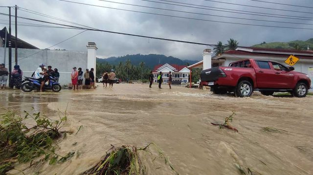 Banjir Bandang Terjang Avolua, Pemkab Parimo Tetapkan Status Tanggap Darurat