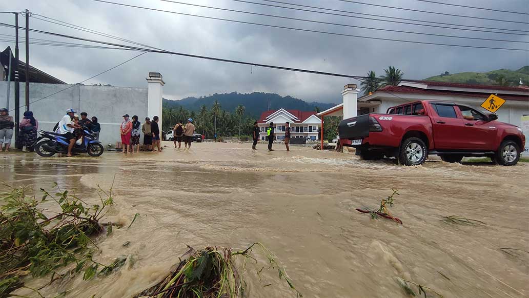 Banjir Bandang Terjang Avolua, Pemkab Parimo Tetapkan Status Tanggap Darurat