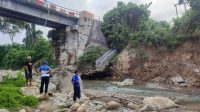Jembatan Baliara-Parigimpuu Sayap Jembatan Penghubung Baliara-Parigimpu'u Parimo Terancam Roboh