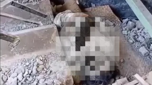 Pelukan Terakhir Ibu dan Bayinya di Bawah Reruntuhan Gempa NTT