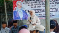 Rawan Kecelakaan, Rezki Pakamundi Adakan Lampu dan Kaca Cembung Pakai Dana Pribadi di Jalan Lembu IV