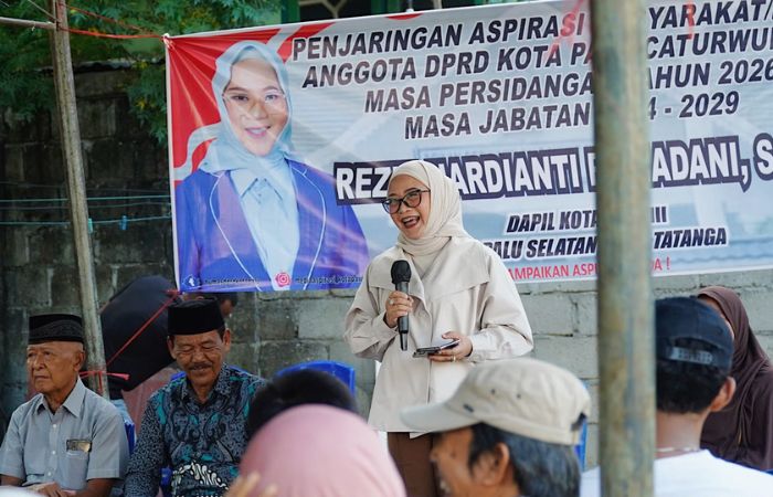 Rawan Kecelakaan, Rezki Pakamundi Adakan Lampu dan Kaca Cembung Pakai Dana Pribadi di Jalan Lembu IV