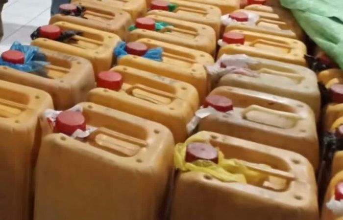 Kapolsek Banggai Diduga Terlibat Penimbunan BBM Bersubsidi Bersama Satu Anggotanya