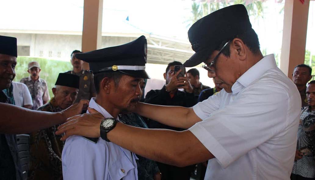 Irman Isi Sisa Jabatan Kades Pangi, Bupati Tekankan Integritas dan Pelayanan