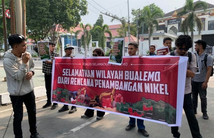 Tambang Nikel Mengincar Bualemo, Lahan Pangan dan Hutan Tompotika Terancam